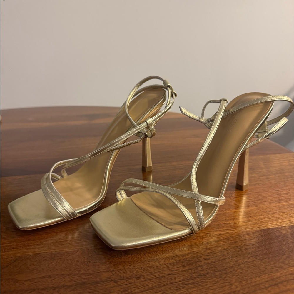 Tony Bianca Franci Sandal - gold size 8
